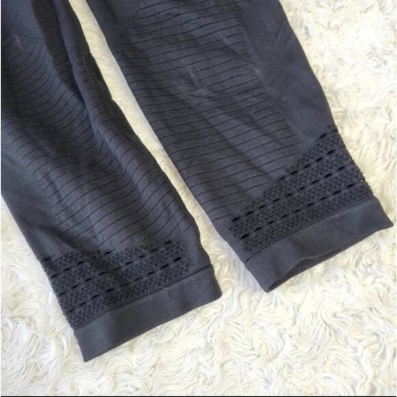 Gymshark Women's Energy Seamless High Waisted Leggings Black Small - Picture 6 of 6